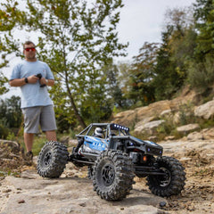 Axial 1/18 UTB18 Capra 4WS 4WD Trail Buggy RTR with Battery & Charger, Blue