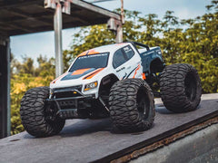 FMS 1/24 FMT24 Chevrolet Colorado Monster Truck RTR - WHITE - HeliDirect