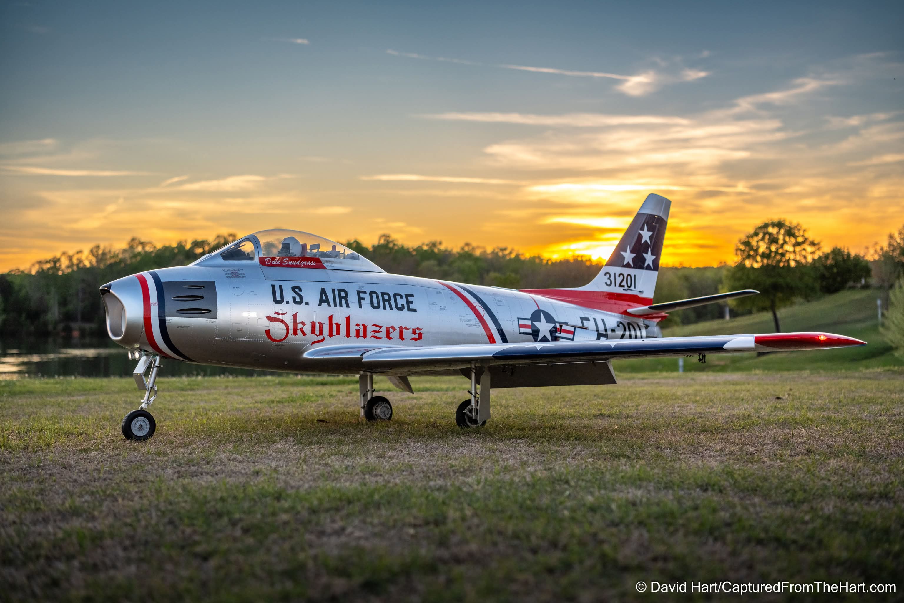 Global Aerojet Super Scale F-86F PNP 3.1M (1/3.75) Turbine Jet - Boomerang RC Jets