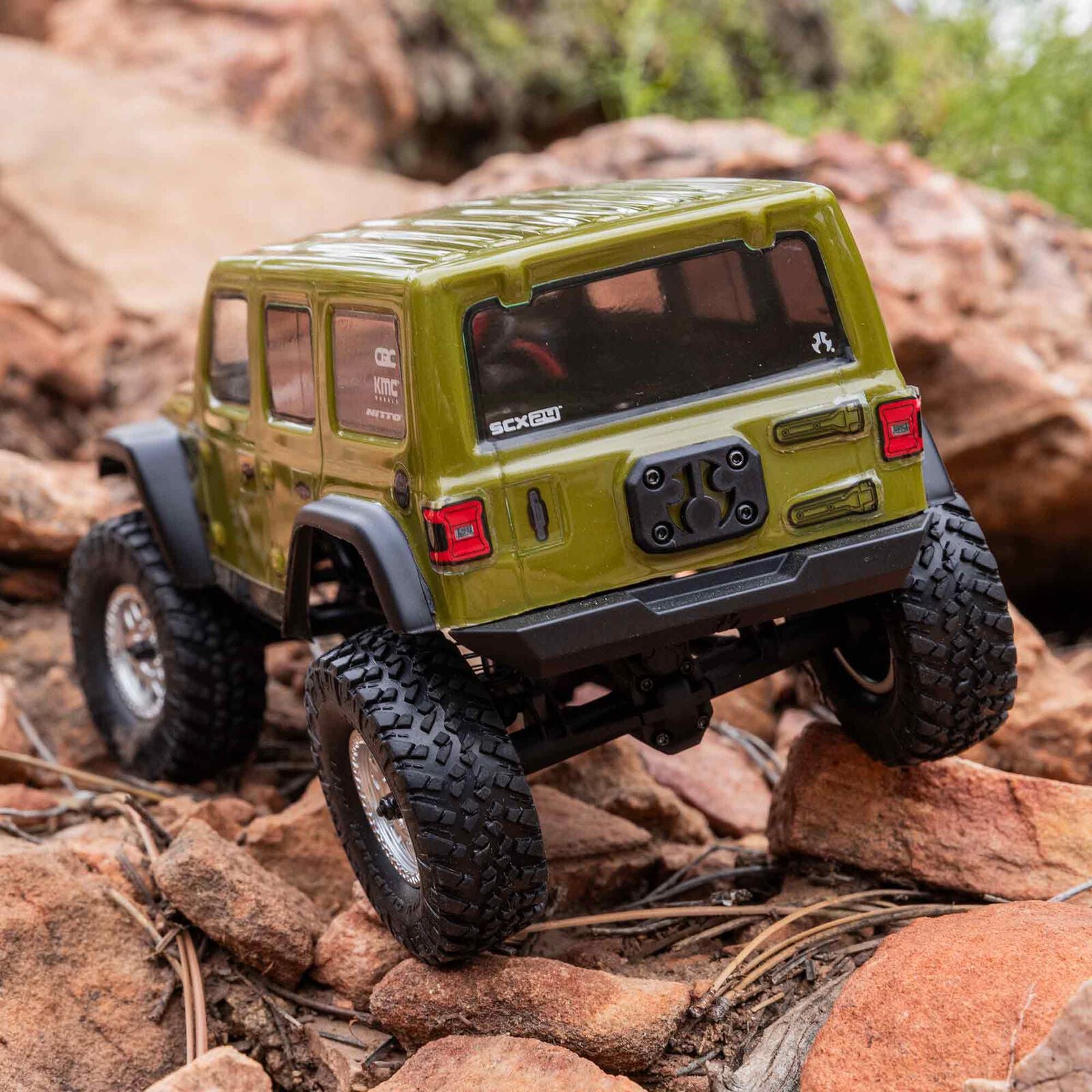 Axial 1/24 SCX24 Jeep Wrangler JLU 4X4 Rock Crawler Brushed RTR - Green - HeliDirect