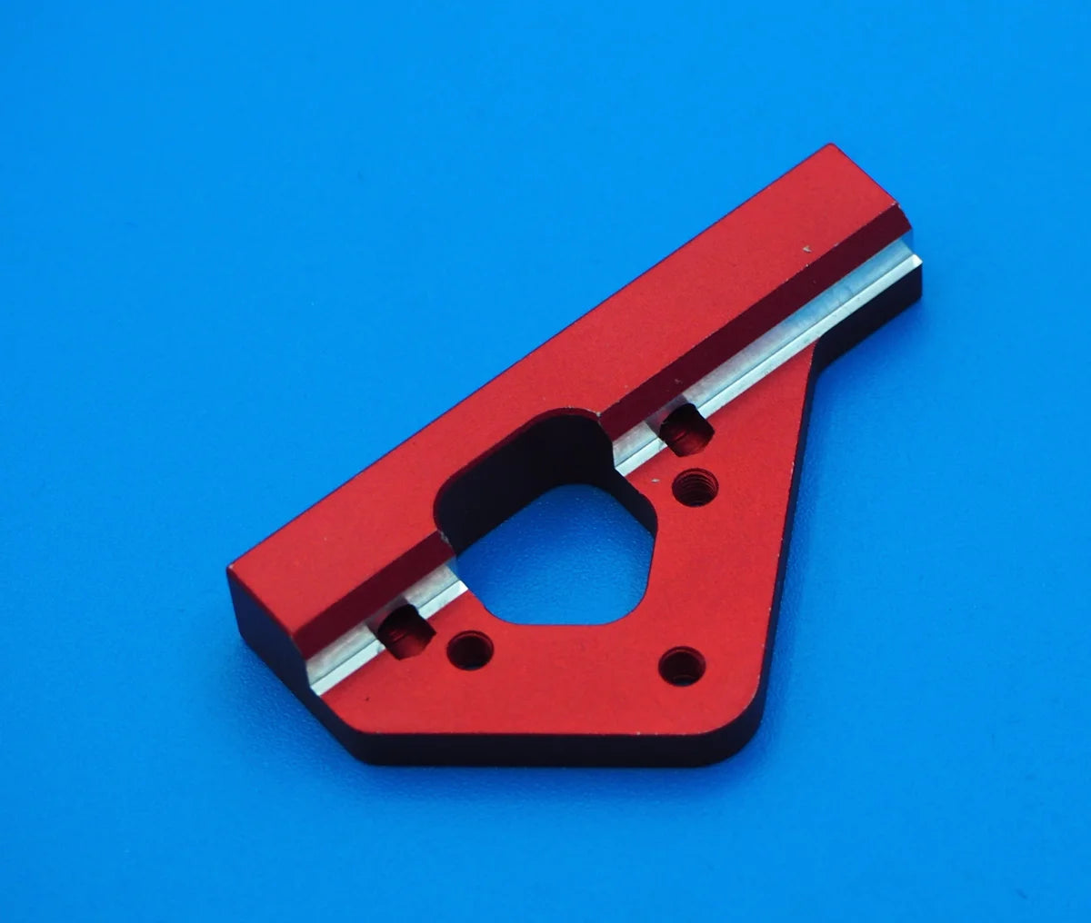 MA Interceptor Right Engine Mount - HeliDirect