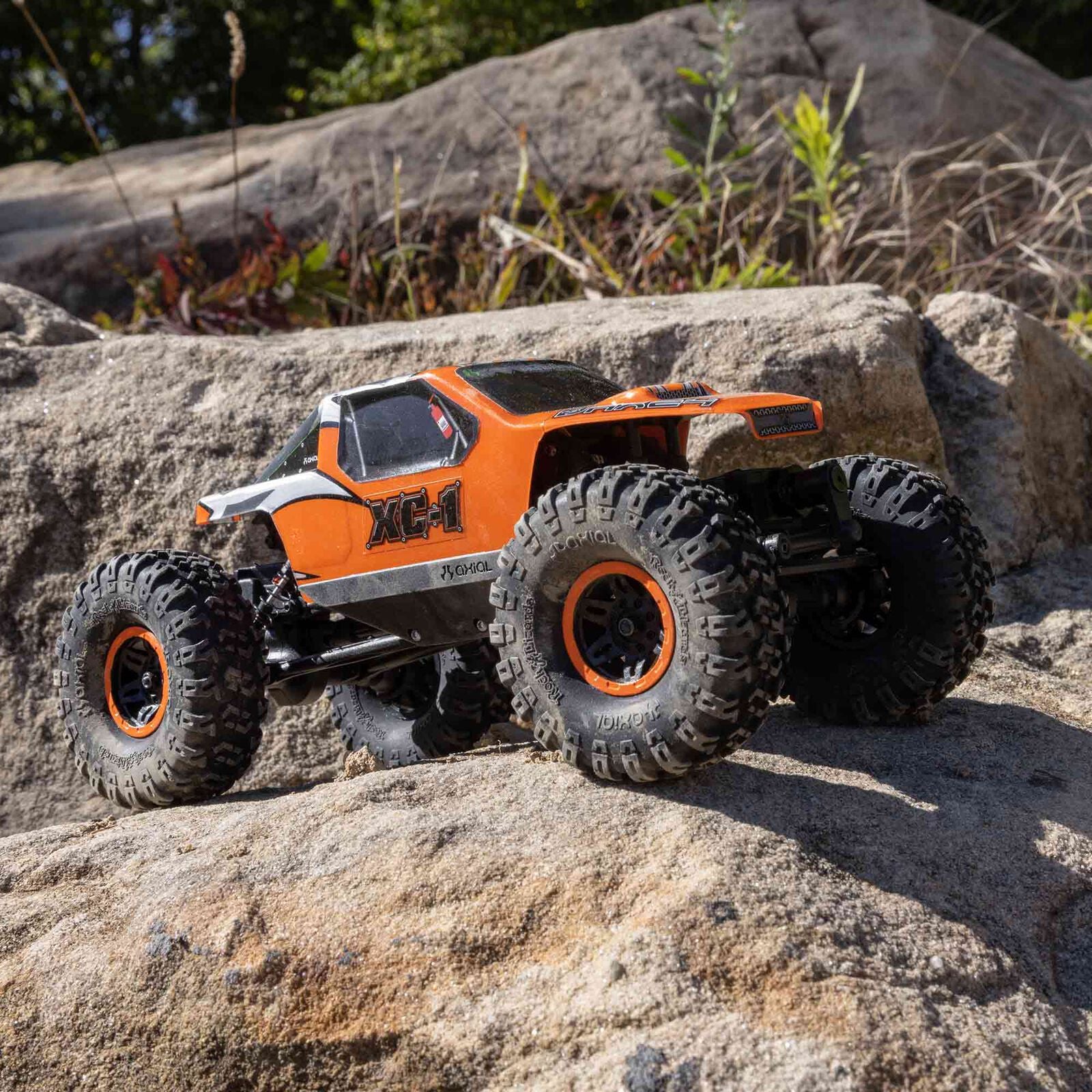 Axial 1/24 AX24 XC-1 4WS Crawler Brushed RTR - Orange - HeliDirect